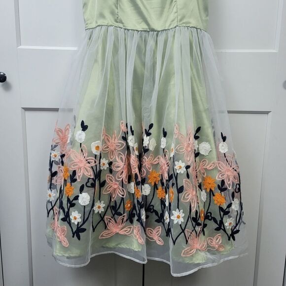 Tatyana floral dress - Picture 5 of 16